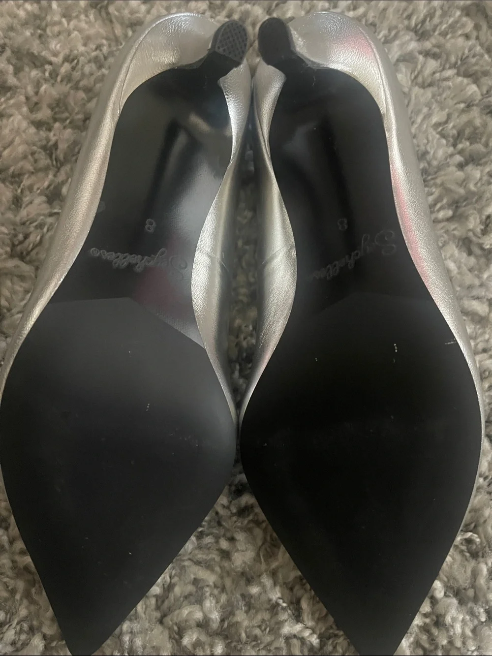 Seychelles NWOB Metallic Silver Pointed-Toe Pumps